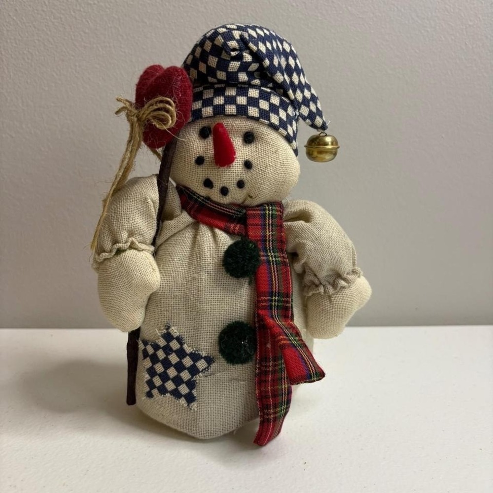 Country Snowman Plush Figurine‎ Holiday Decor Americana Star Scarf Bell